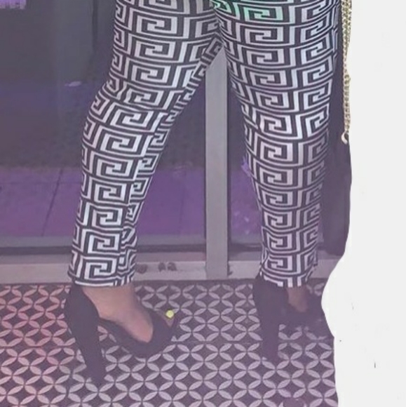 Sexy Mesh Cropped Top Pencil Tight Legging Pants - Picture 5 of 12